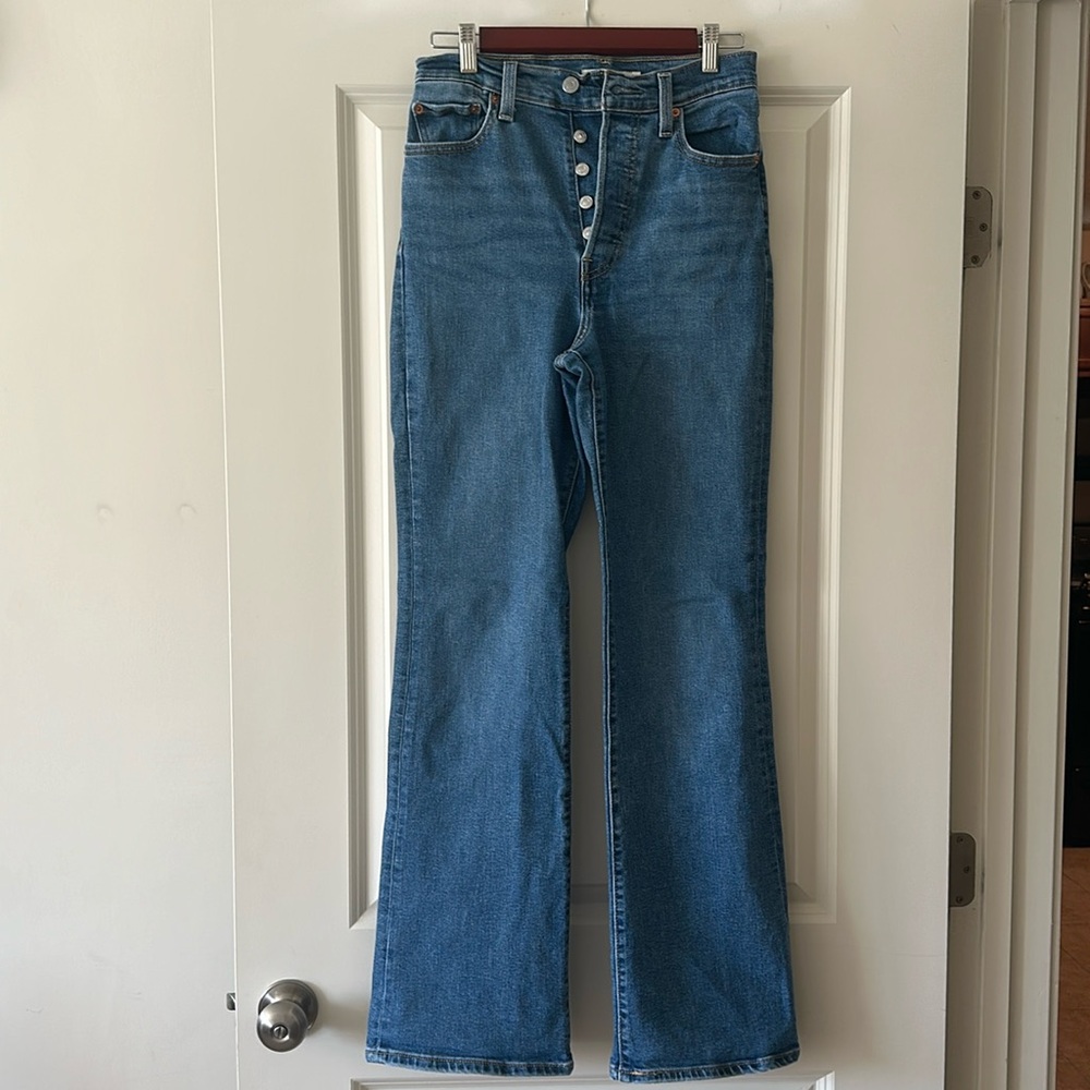 Levi’s rib cage boot cut jeans